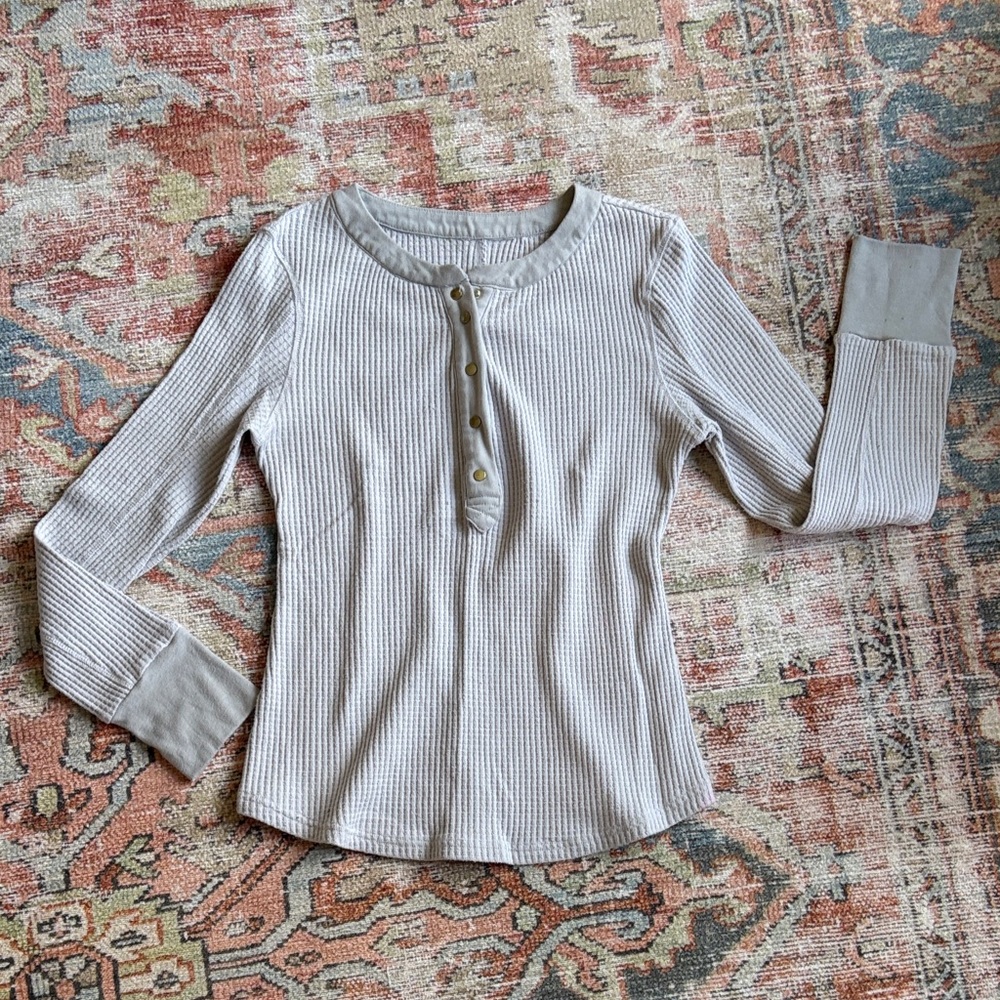 Long Sleeve Henley Waffle Shirt - Grey